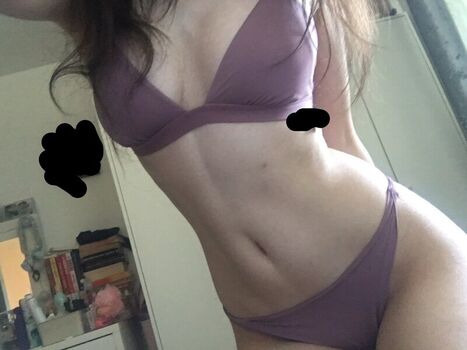 Full leaked Maeluvssugar private onlyfans photo