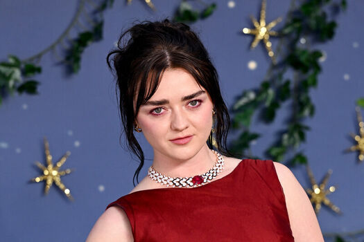 Full leaked Maisie williams private onlyfans photo