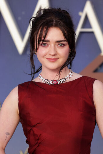 Full leaked Maisie williams private onlyfans photo
