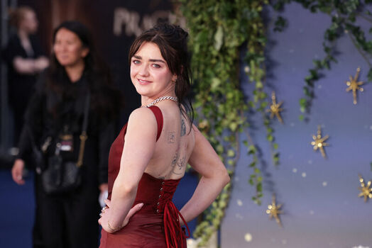 Full leaked Maisie williams private onlyfans photo