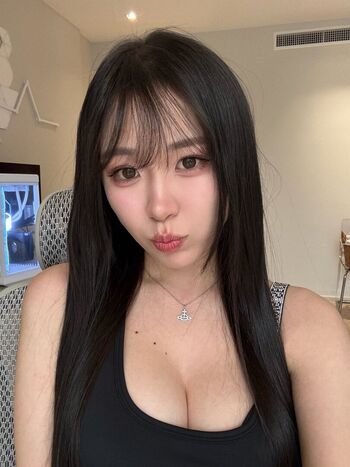 Full leaked Meriol cha private onlyfans photo