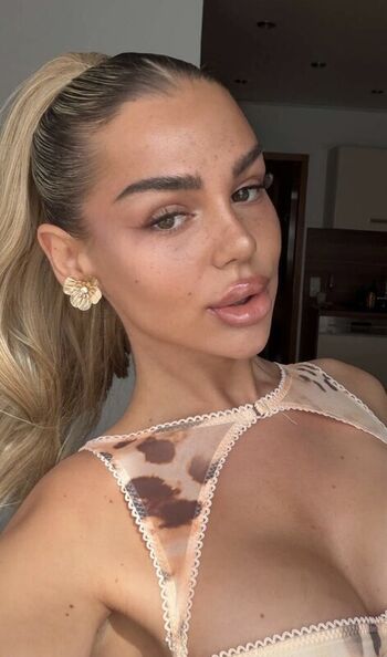 Full leaked Milaneedls private onlyfans photo