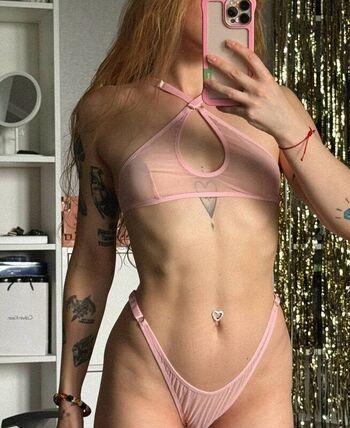 Full leaked Minilubov private onlyfans photo