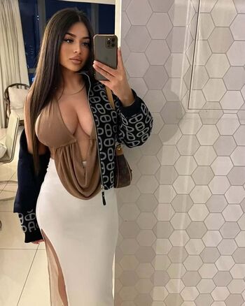 Full leaked Miriamyva private onlyfans photo