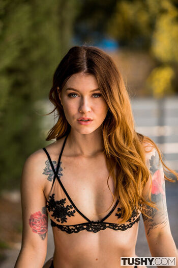 Full leaked Misha cross private onlyfans photo