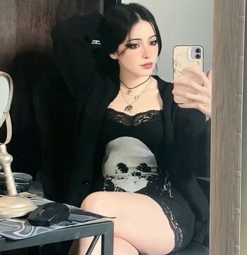 Full leaked Mocking jpg private onlyfans photo