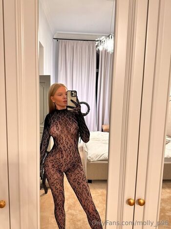 Full leaked Mollyp page private onlyfans photo