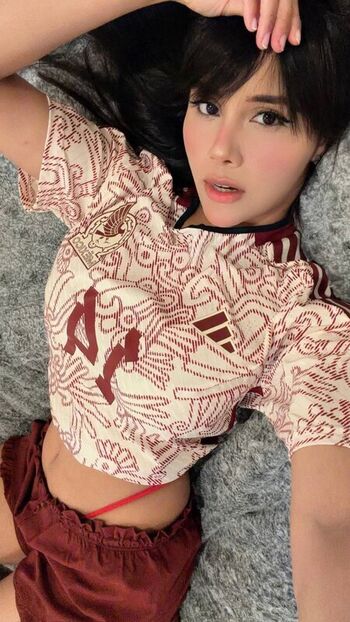 Full leaked Neeko  page private onlyfans photo
