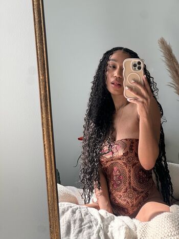 Full leaked Nia simone private onlyfans photo