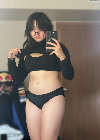 Full leaked Offbrandtea private onlyfans photo