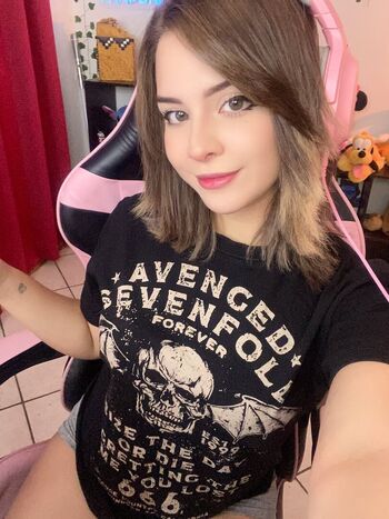 Full leaked Pandoralovex private onlyfans photo