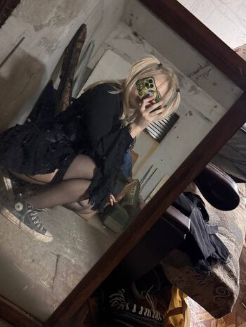 Full leaked Pelememe private onlyfans photo