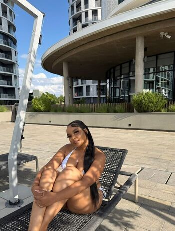 Full leaked Phobbicclwethu private onlyfans photo