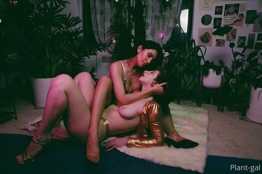 Full leaked Plantgal private onlyfans photo