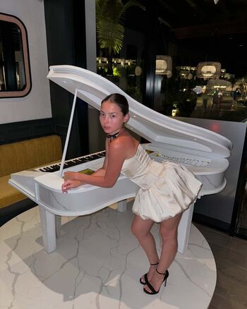 Full leaked Polina alexandrovaaa private onlyfans photo