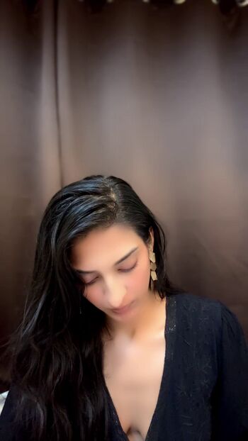 Full leaked Prachi singla private onlyfans photo