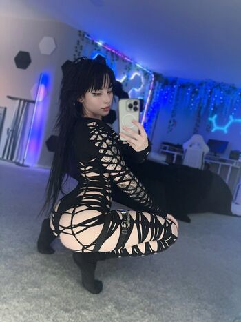 Full leaked Pyrok itten private onlyfans photo