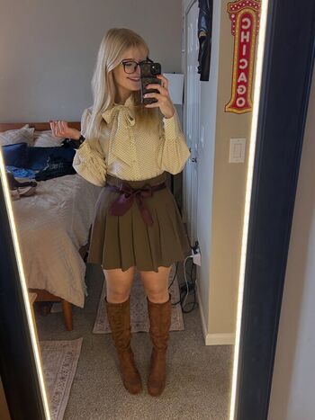 Full leaked Retro wannabe private onlyfans photo
