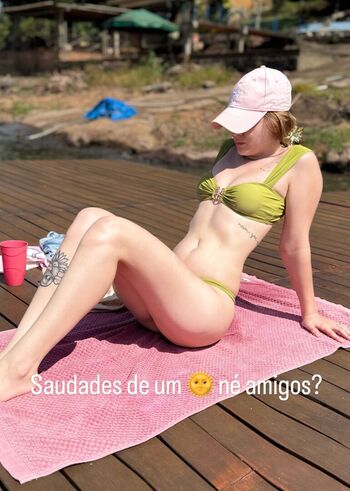 Full leaked Roberta pfaff private onlyfans photo