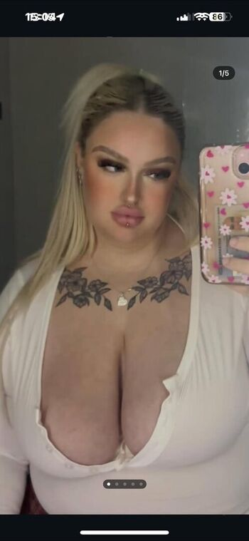 Full leaked Roossiiieeeeeee private onlyfans photo