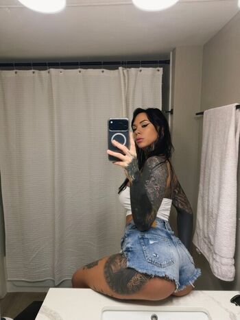 Sabrina Valentine