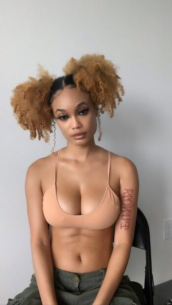 Full leaked Samone private onlyfans photo
