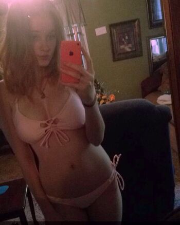 Full leaked Slim busty milfs private onlyfans photo