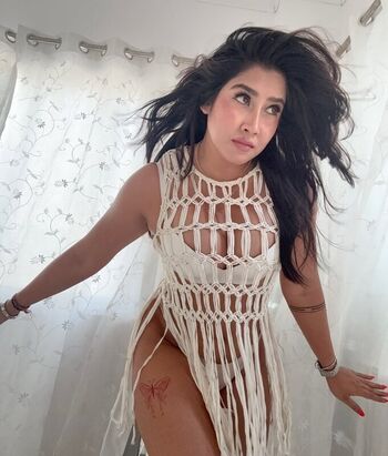 Full leaked Sofia ansari private onlyfans photo
