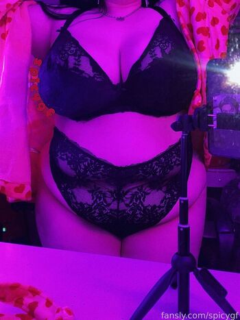 Full leaked Spicygf private onlyfans photo