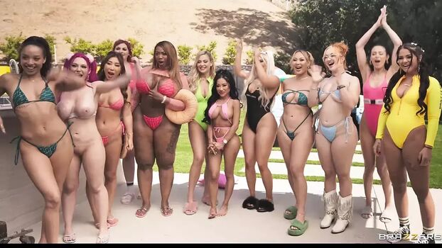Full leaked Victoriacakes club private onlyfans photo