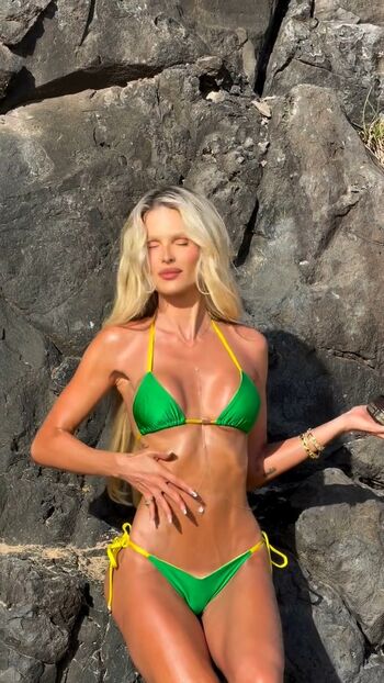 Yasmin Brunet