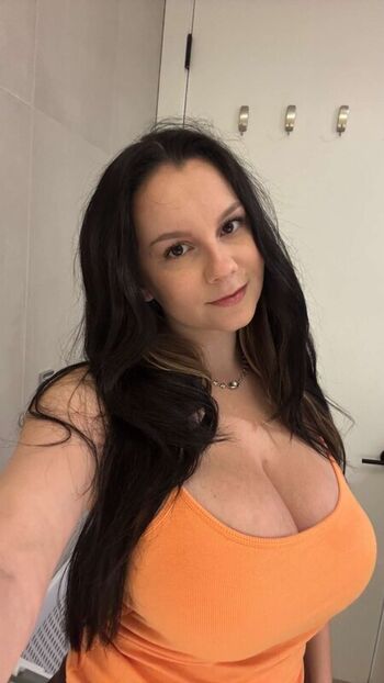 Full leaked Yellz private onlyfans photo