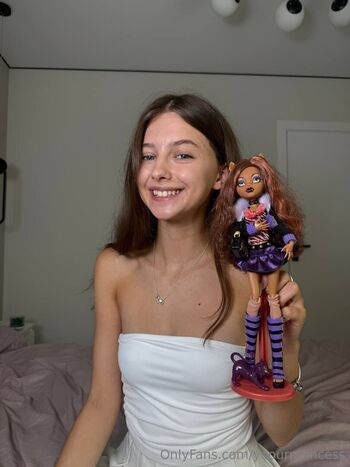Full leaked Yoourpriincess private onlyfans photo